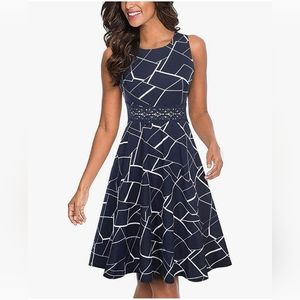 Petite Dress NWT size Small